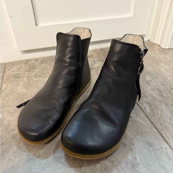 Black Ankle Boots Rosa Zipper boots barefoot shoes by Anya - Picture 7 of 13